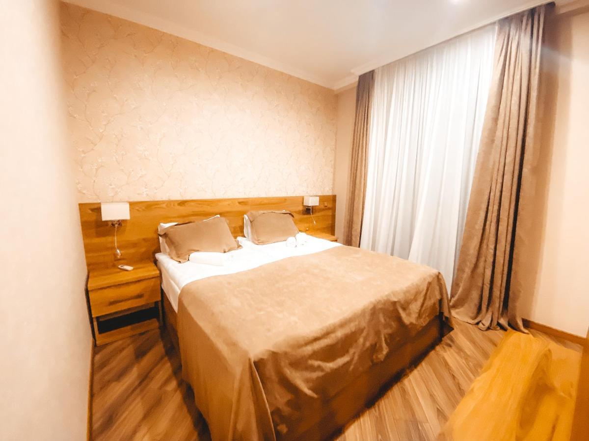 Sunset Tbilisi Luxury Aparthotel Buitenkant foto