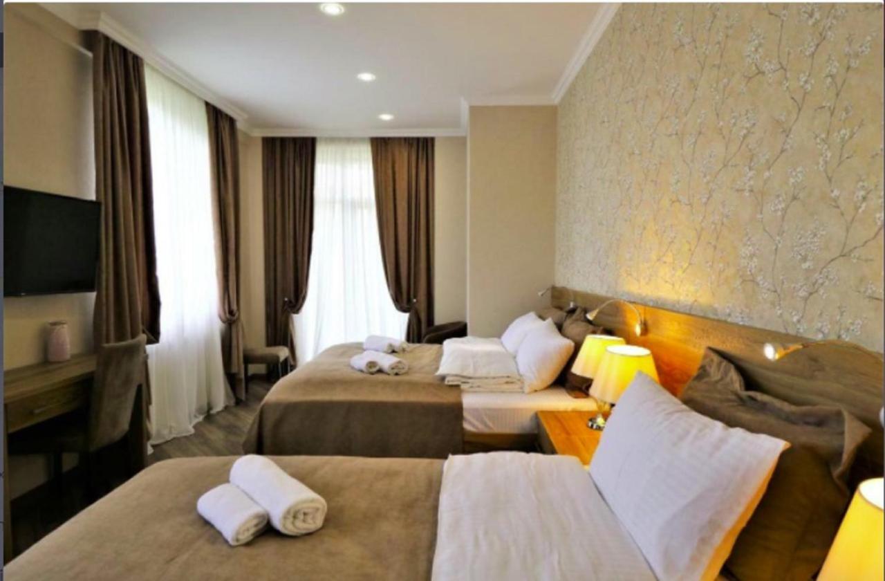 Sunset Tbilisi Luxury Aparthotel Buitenkant foto