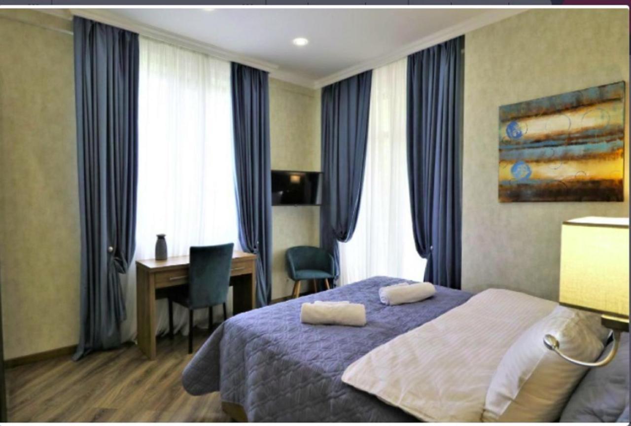 Sunset Tbilisi Luxury Aparthotel Buitenkant foto