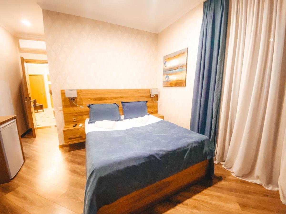 Sunset Tbilisi Luxury Aparthotel Buitenkant foto