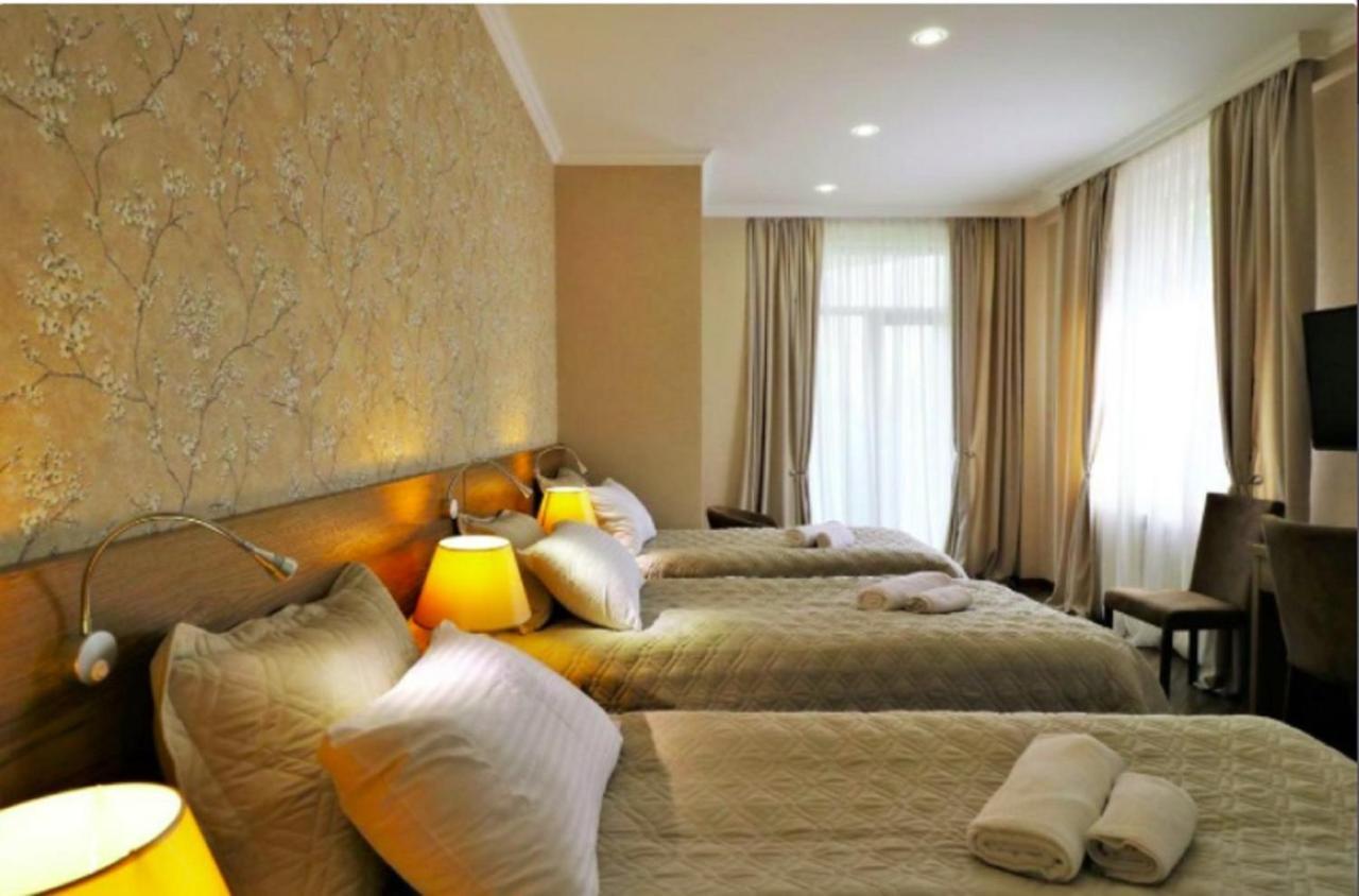 Sunset Tbilisi Luxury Aparthotel Buitenkant foto
